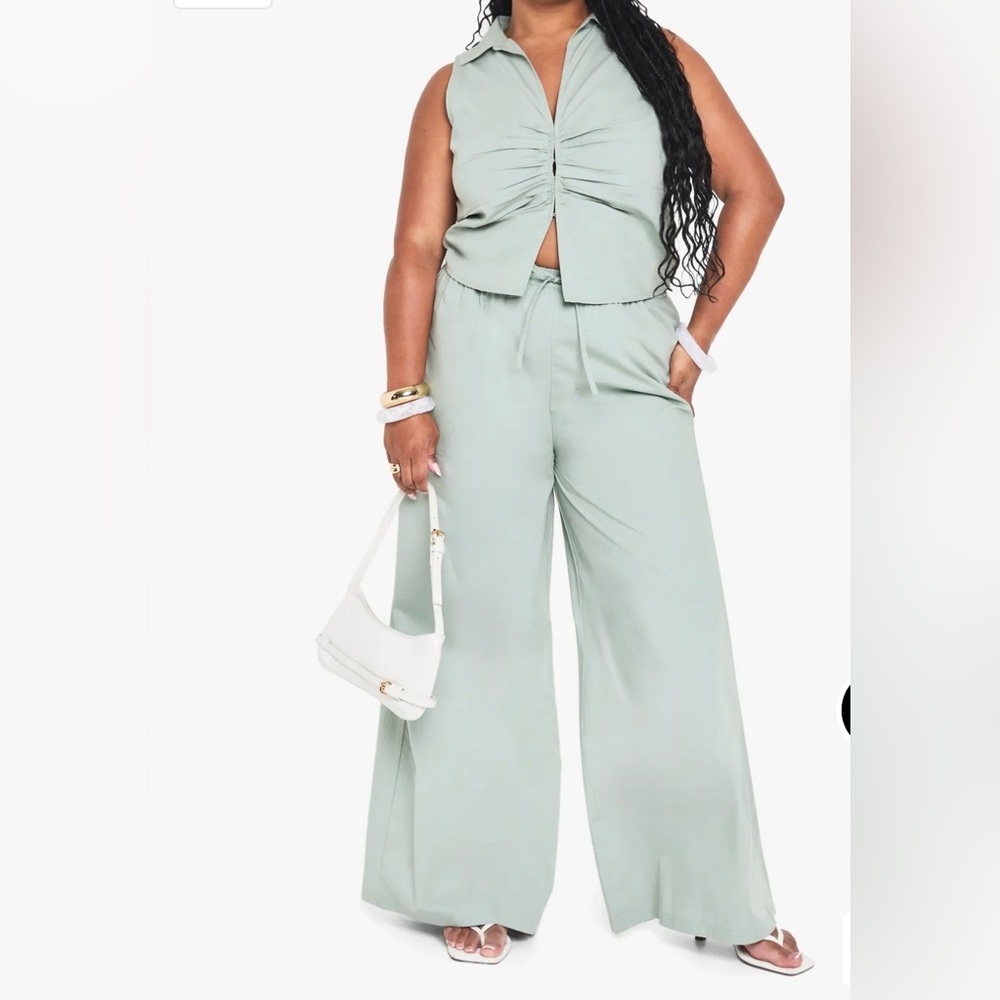 Boohoo Plus Light Green Wide Leg 2-piece Set